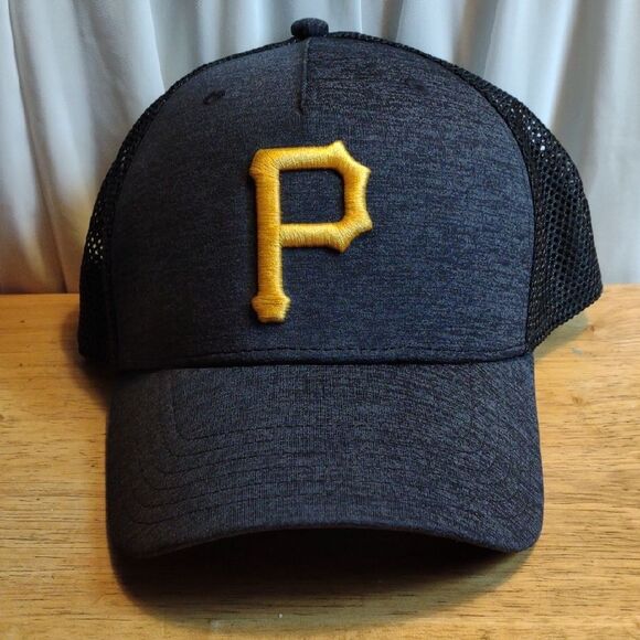 Under Armour Pittsburgh Pirates Trucker Snapback Hat - NWOT - Picture 1 of 8